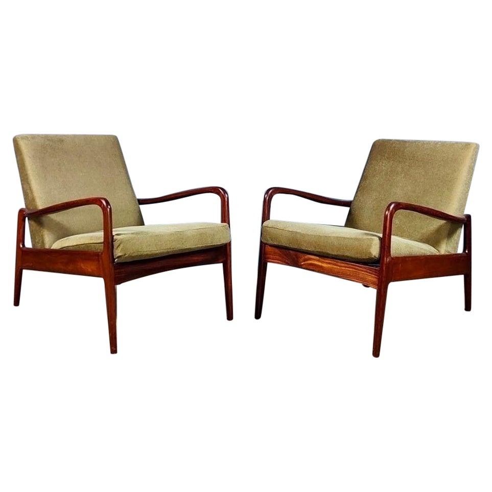 Greaves & Thomas Pair Of Green Lounge Chairs Mid Century Vintage Retro MCM For Sale
