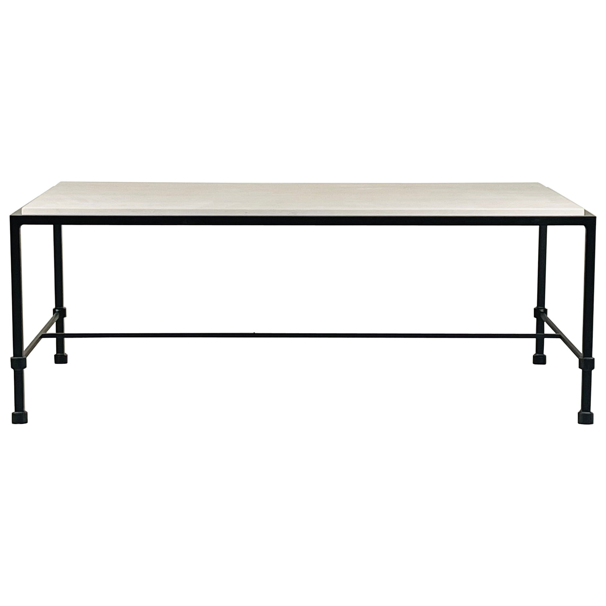 Table basse chic 'Ébauche' en fer forgé et pierre calcaire par Design Frères