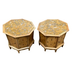 Fabuleuse paire de tables d'appoint Tomlinson octogonales de style sophistiqué mi-siècle 