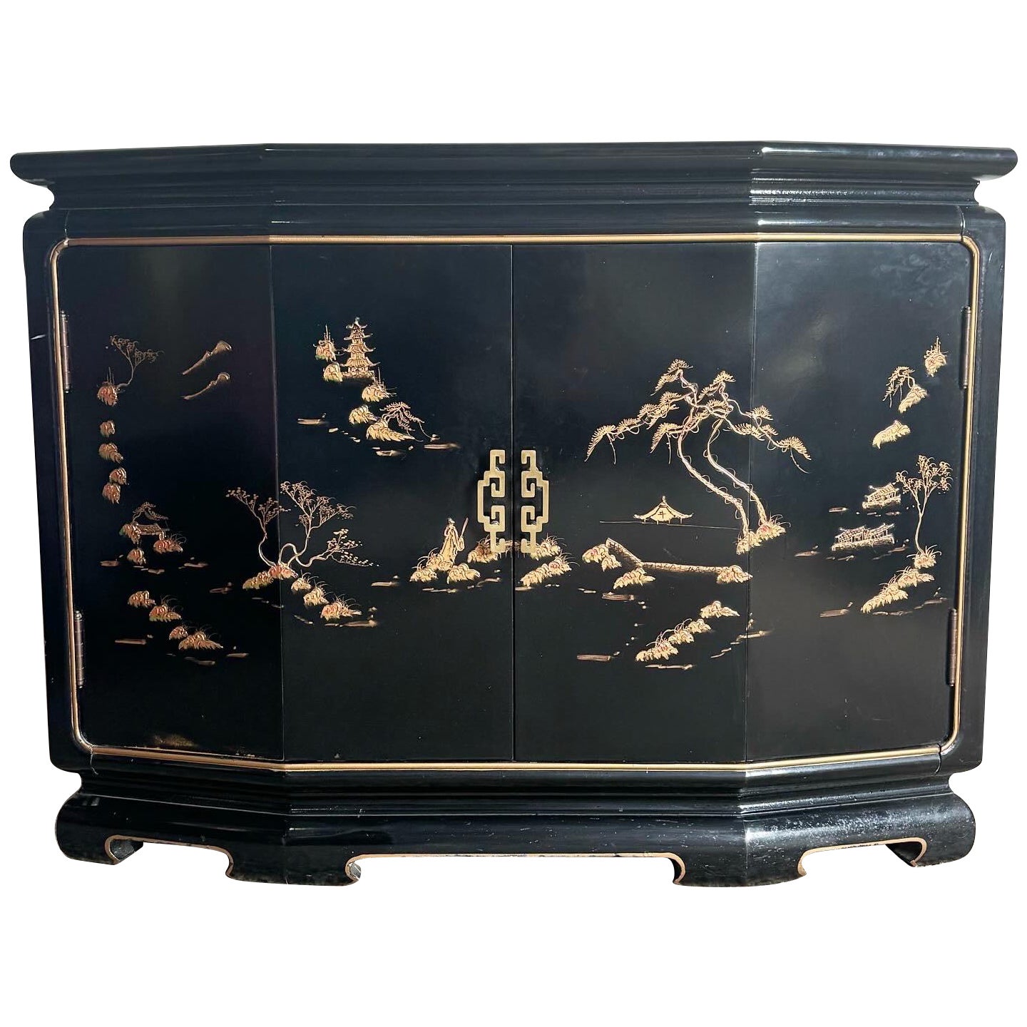 Taiwanese Black Lacquered and Gold Hand Painted Credenza/Sideboard For Sale