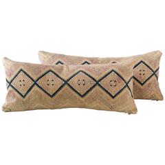 Dong Dowry Textile Pillows 