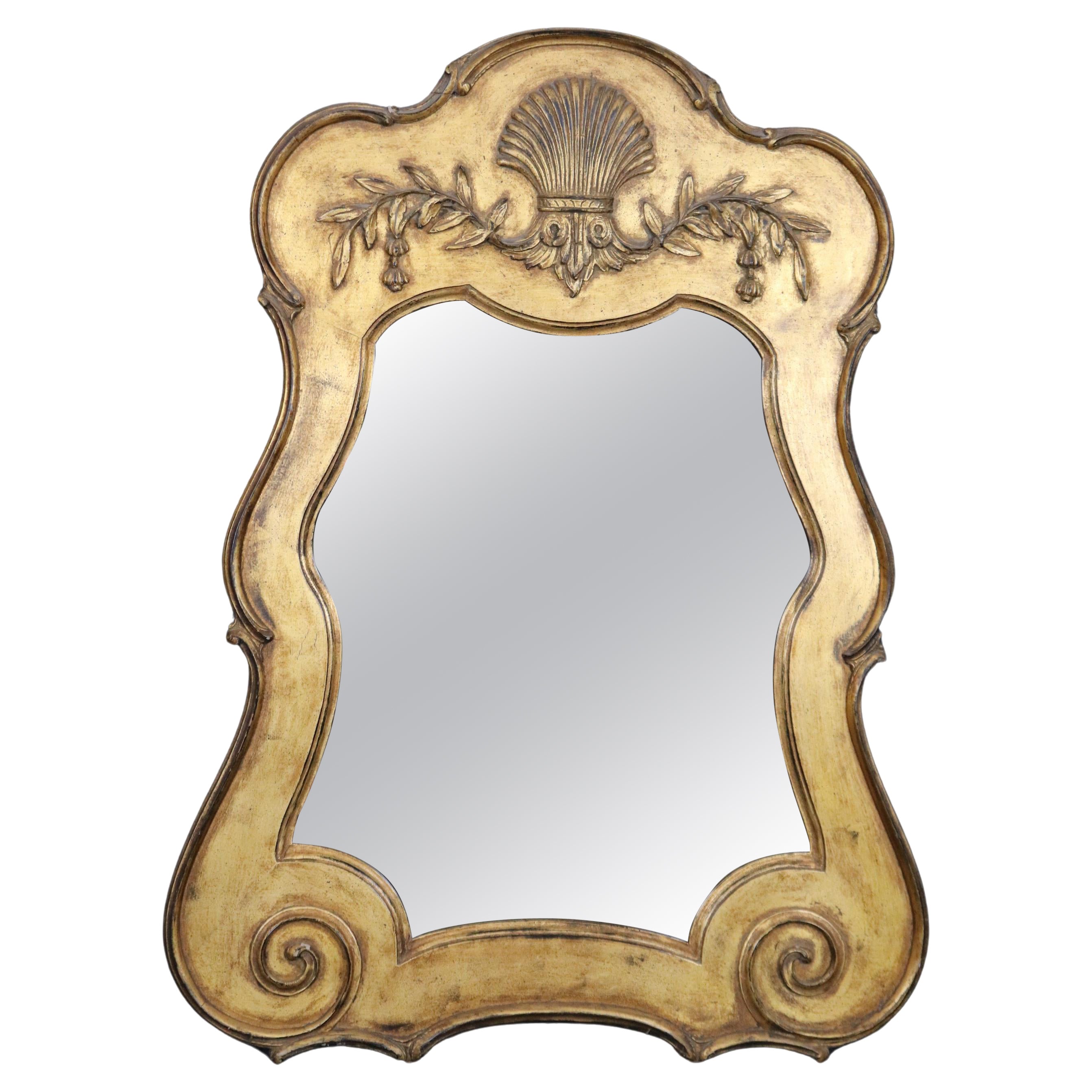 Superb Distress Gilded Gold Leaf Georgian Carved Acanthus Leaf and Shell Mirror For Sale