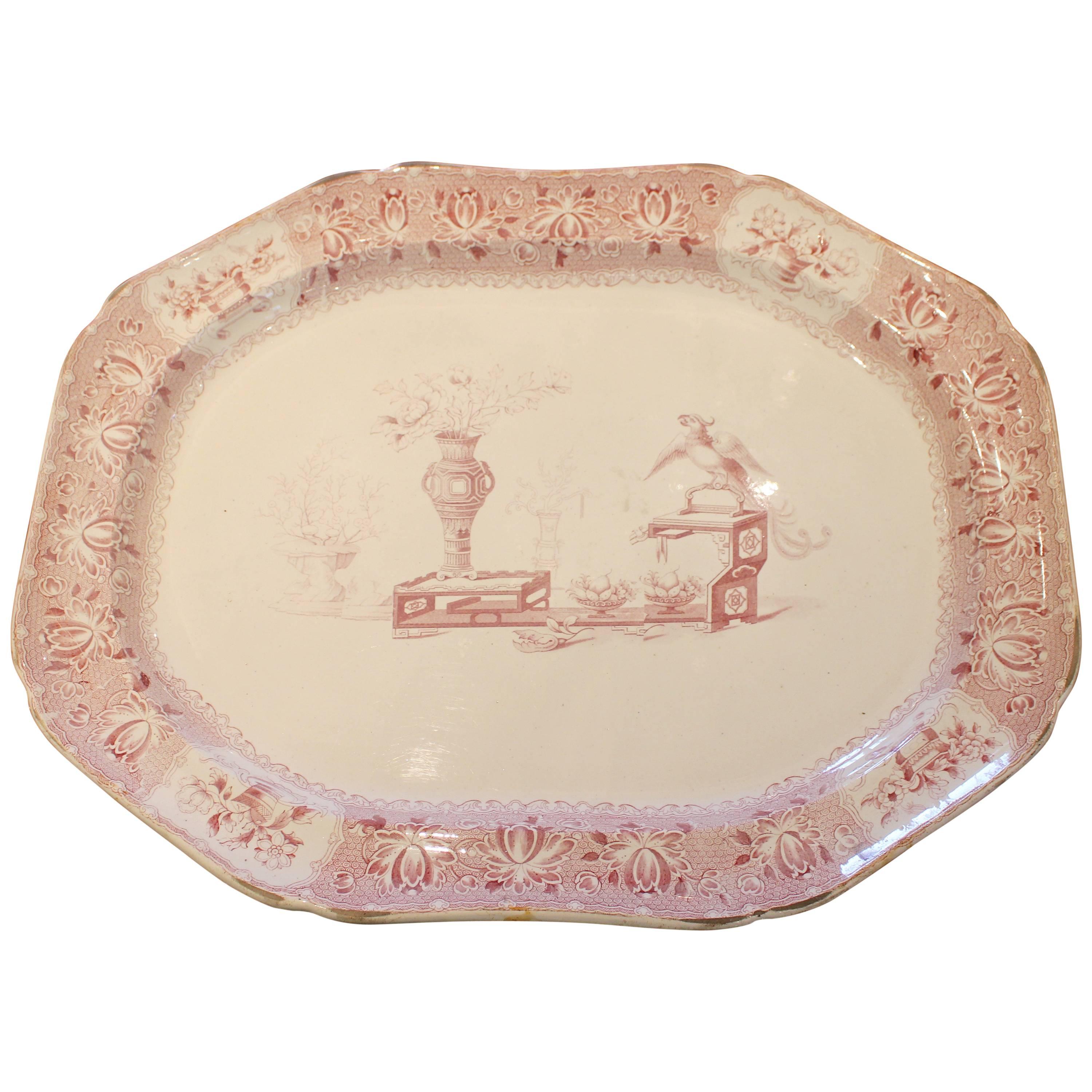 Gran fuente de loza inglesa del siglo XIX con escena de Chinoiserie