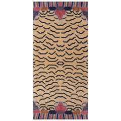 Tibetan Tiger Rug Pure Wool Hand Knotted - Djoharian Collection Antique Design