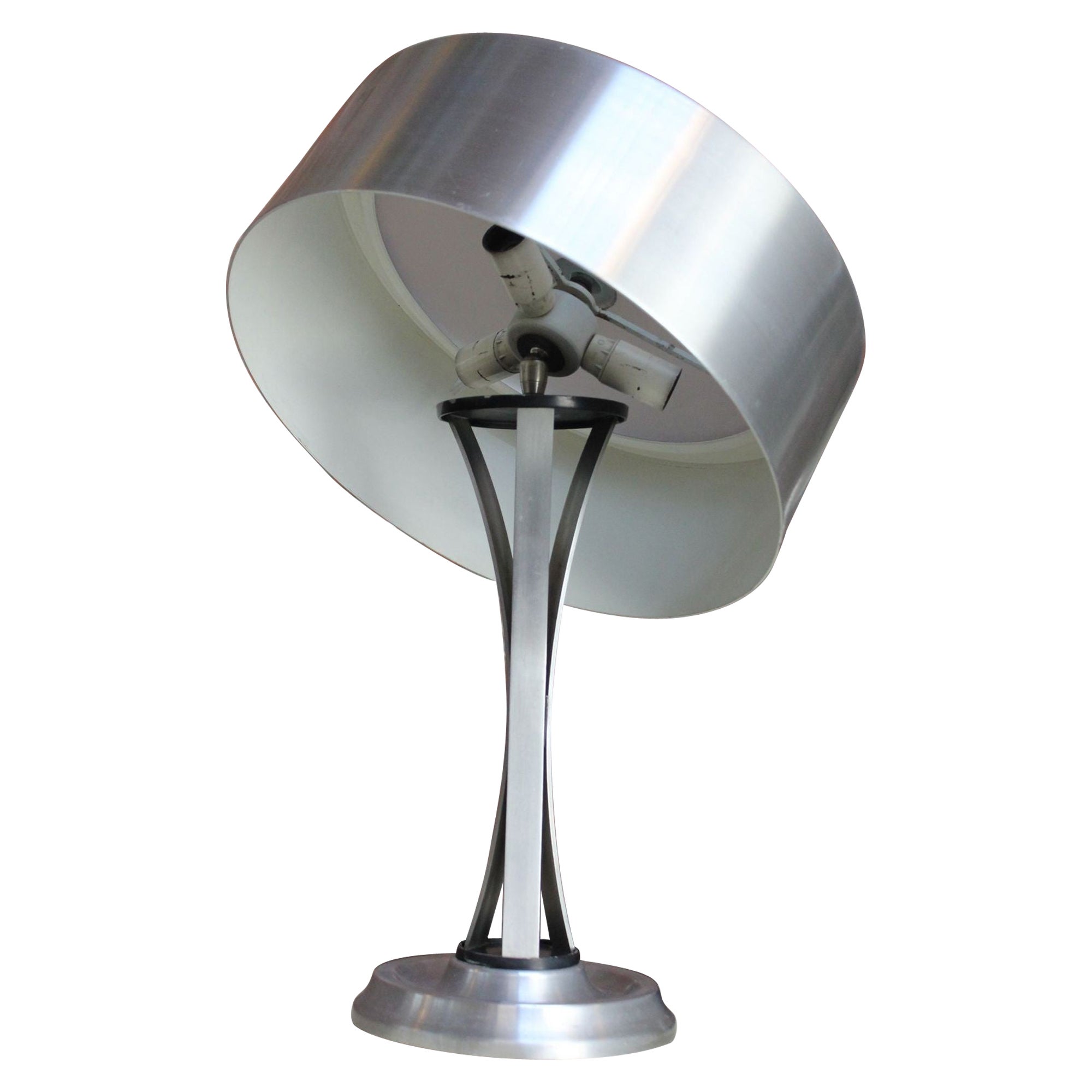 Italian Modernist Adjustable Aluminum Table Lamp by Oscar Torlasco for Lumi For Sale