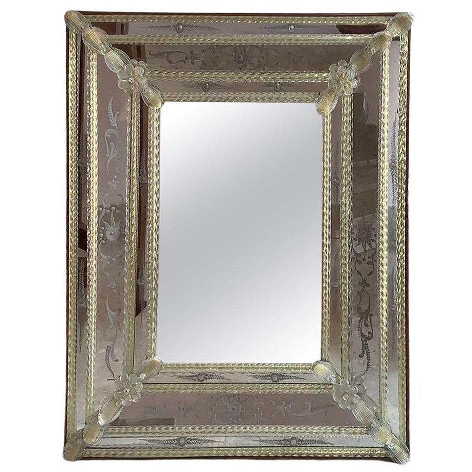 Venezianischer Goldspiegel aus Muranoglas von Barbini Brothers im Angebot