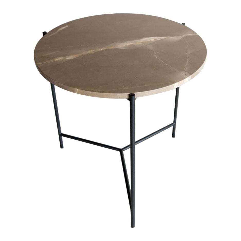 Amani-Beistelltisch aus Bronze von Croft House im Angebot
