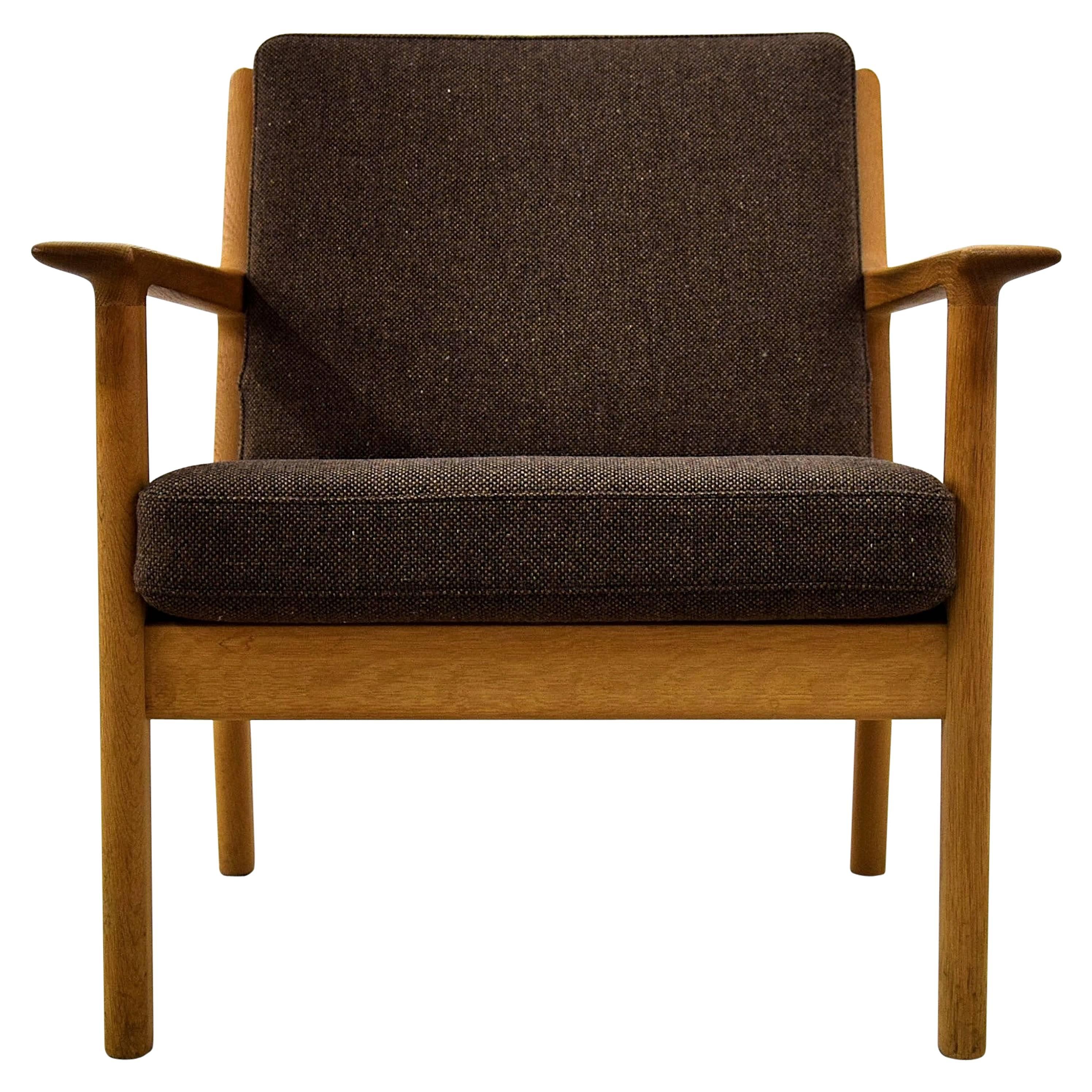 Hans Wegner Mid Century Modern Brown Lounge Chair For Sale