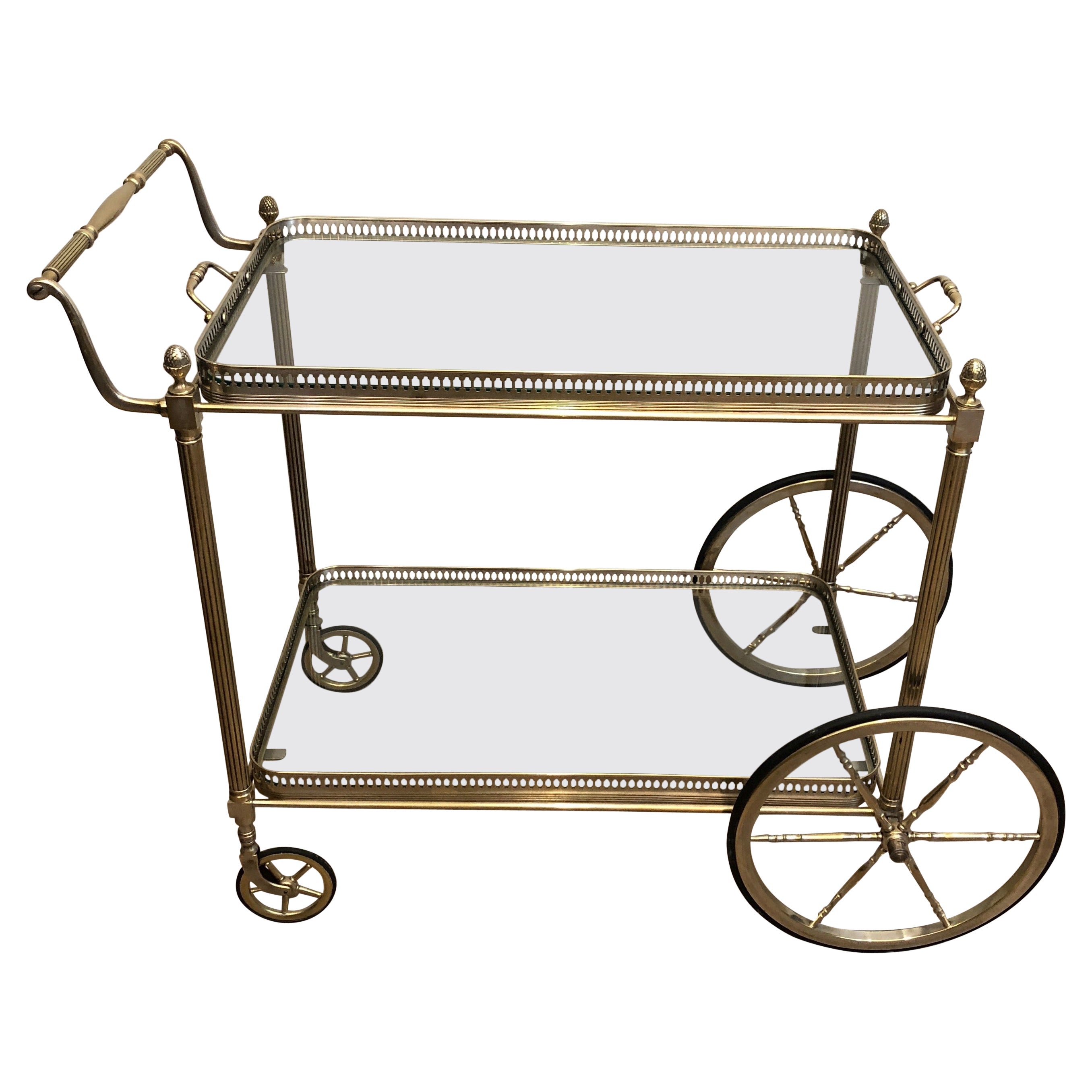 Casa Bagués. Carrito de bebidas de latón plateado de estilo neoclásico. Francés.