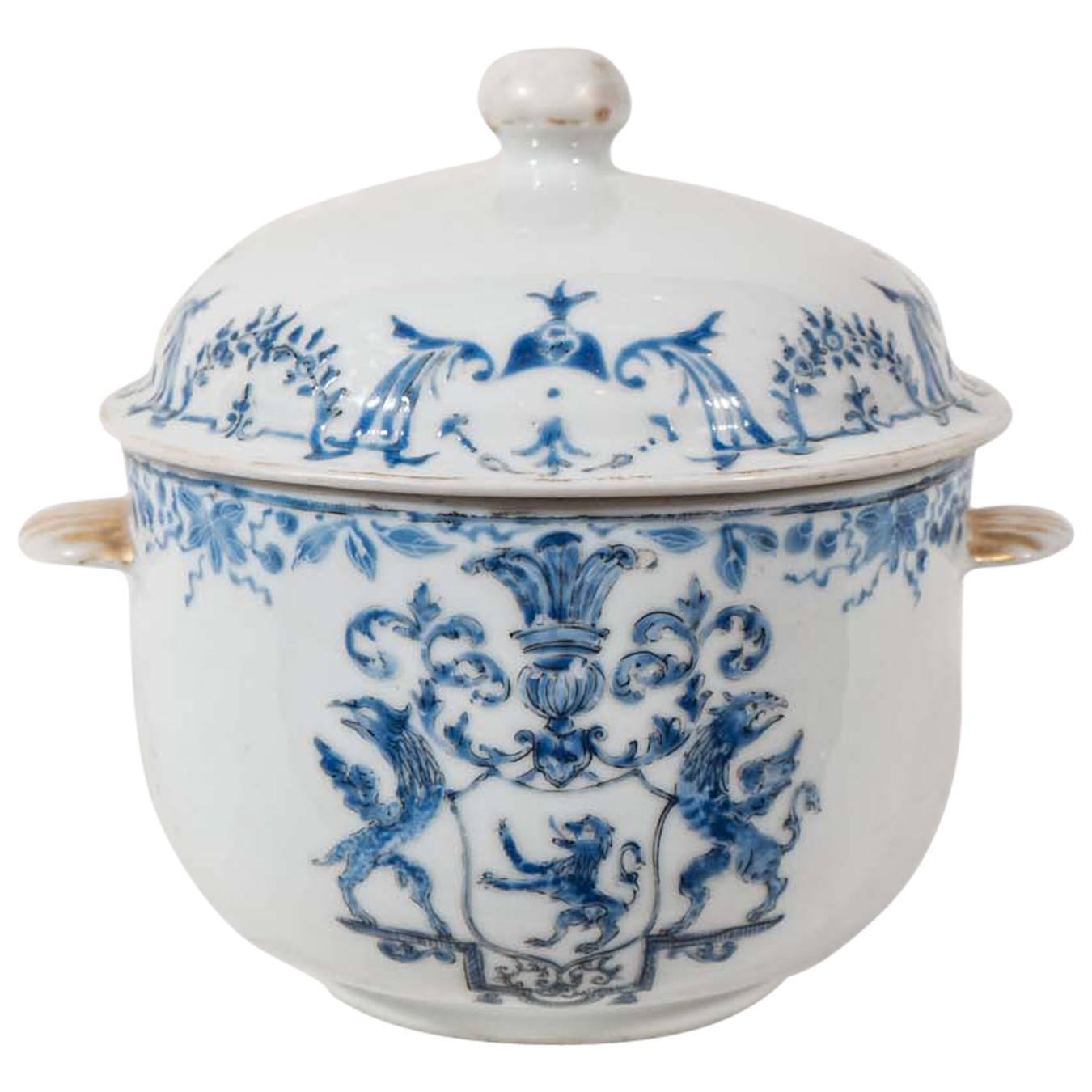 Antique Chinese Porcelain Armorial Jar Blue