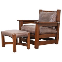Retro Stickley Mission Arts & Crafts Oak and Leather Lounge Chair With Ottoman