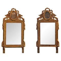 Paire de miroirs italiens en bois doré du 19e siècle