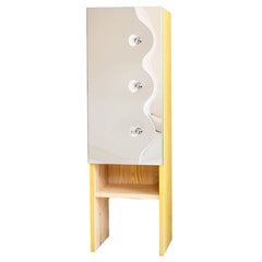 Meuble de rangement en pin jaune à miroir de Charles Constantine