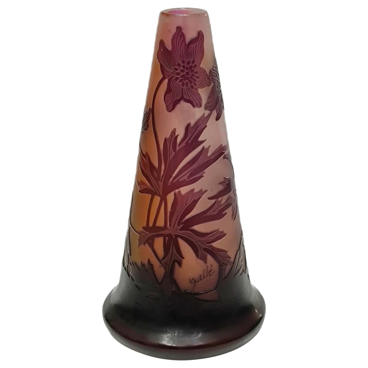Art Nouveau Emile Galle Jarrón Soliflore 'Anémones de Alpes', Francia 1900s