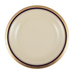 Vintage Hutschenreuther, Germany. Large round serving platter in porcelain.