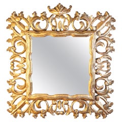 Florentiner Spiegel aus geschnitztem Giltholz des 20. Jahrhunderts mit C-Schnecken und Blattwerkmotiven