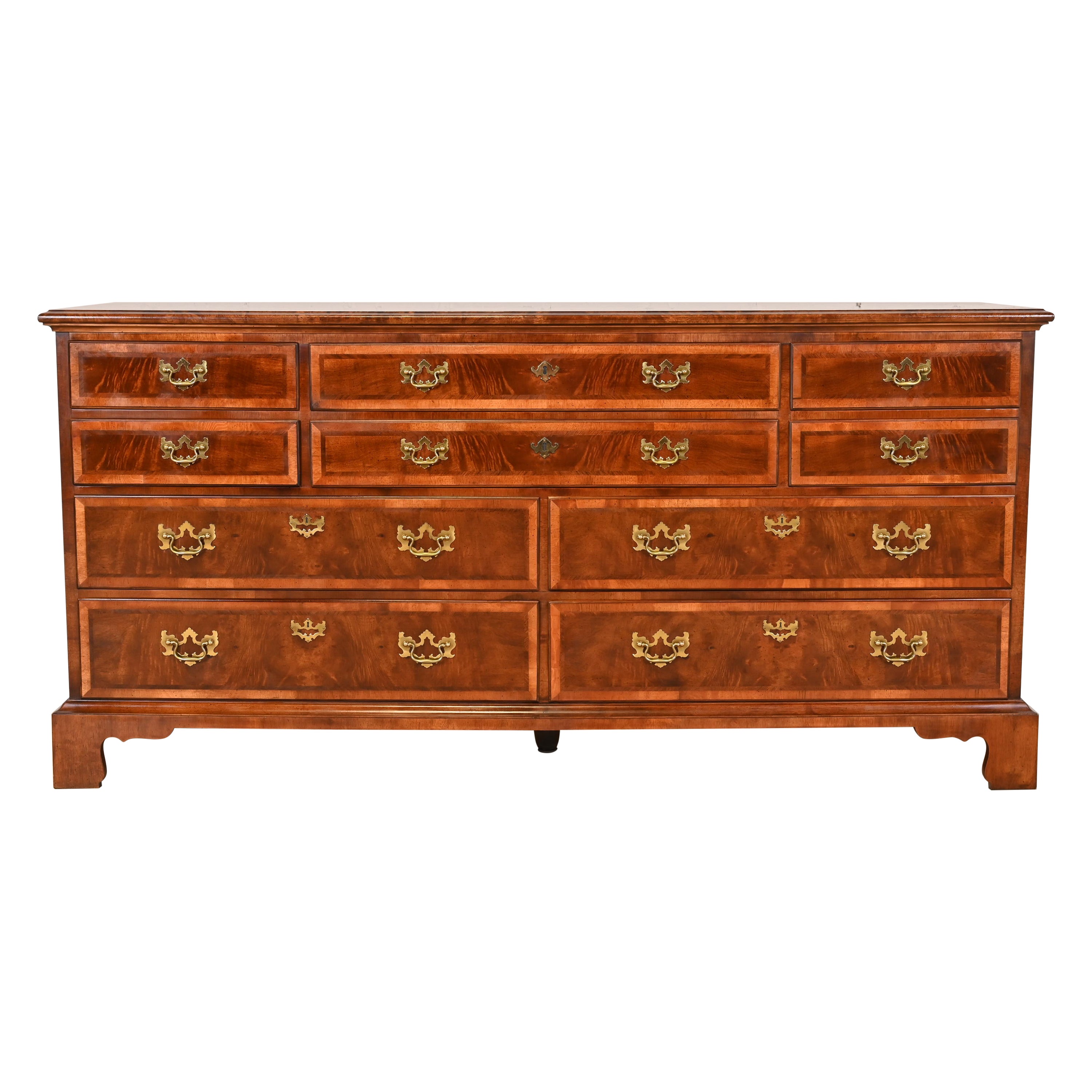 Henredon Georgian Mahogany and Burl Wood Ten-Drawer Dresser or Credenza