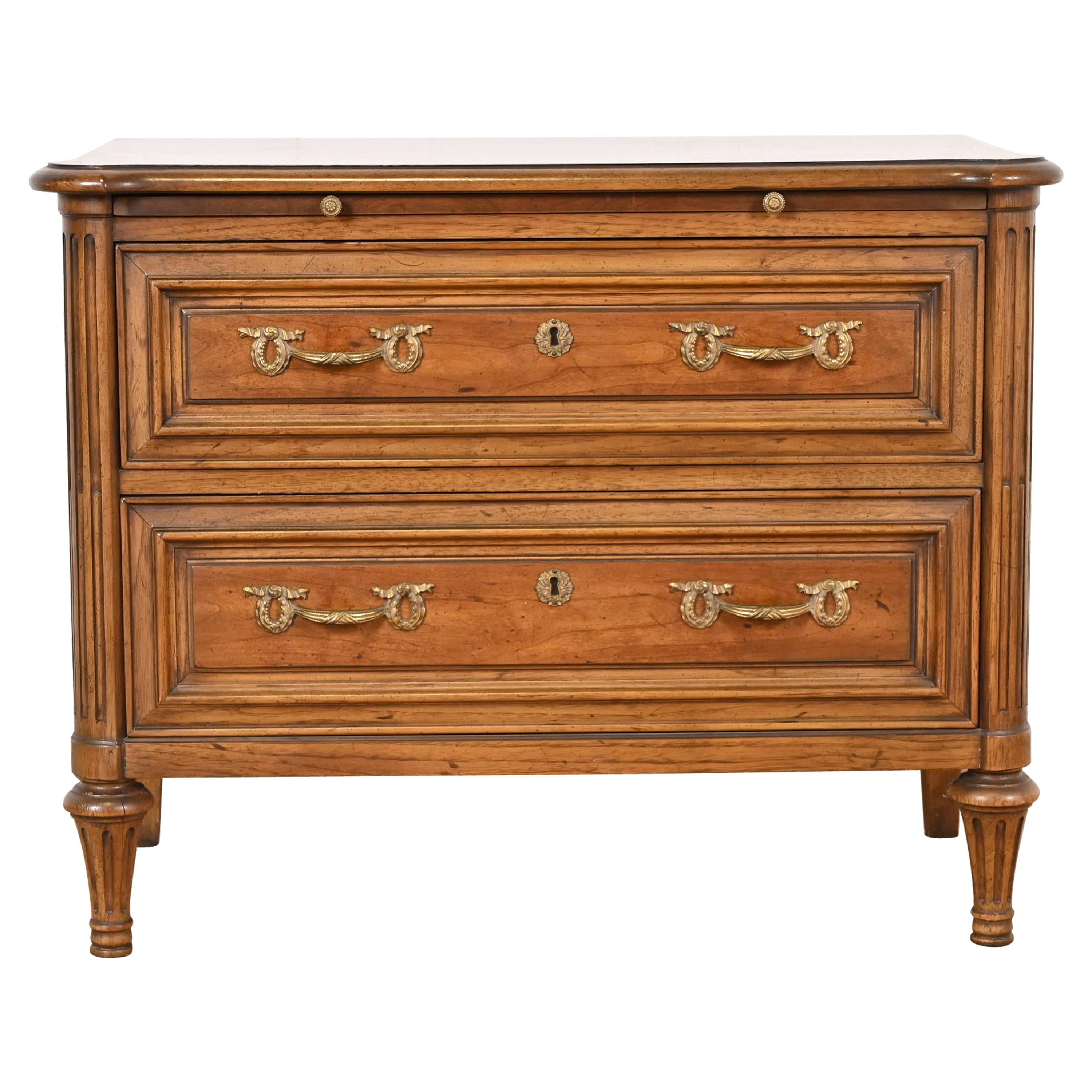What is a Henredon cabinet?
