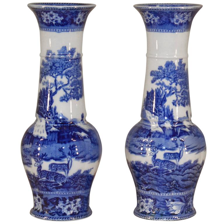 Pair of Wedgwood Vases, circa 1907 at 1stdibs