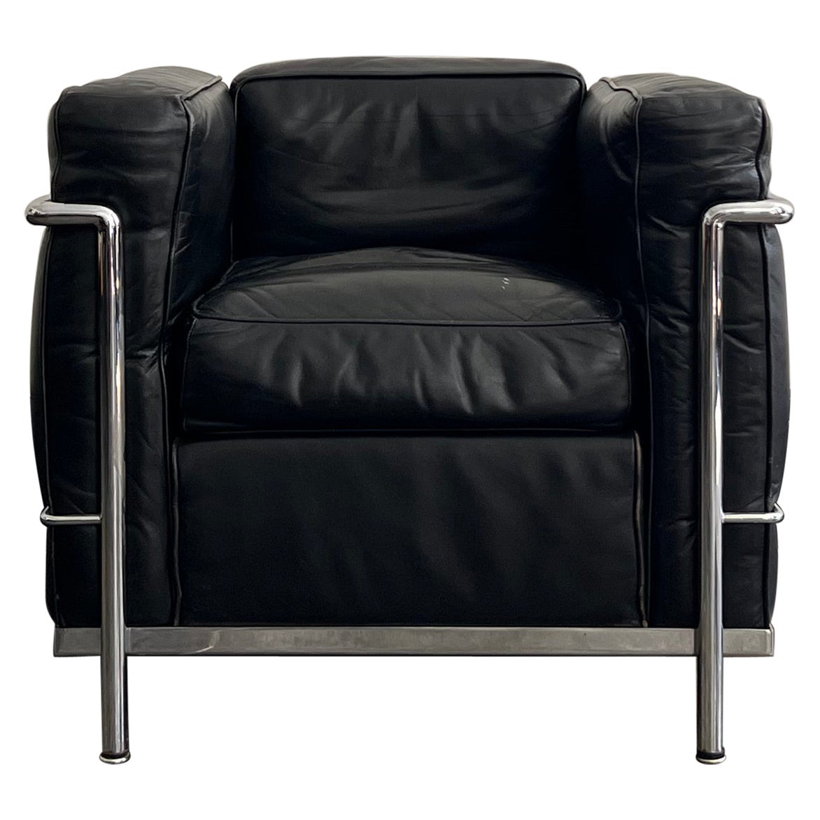 LC2 Petit Confort Chair