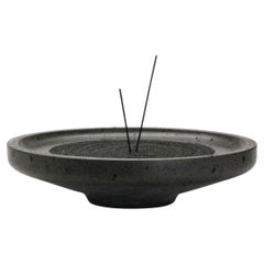 Portaincenso Wabi Sabi in pietra lavica di grandi dimensioni