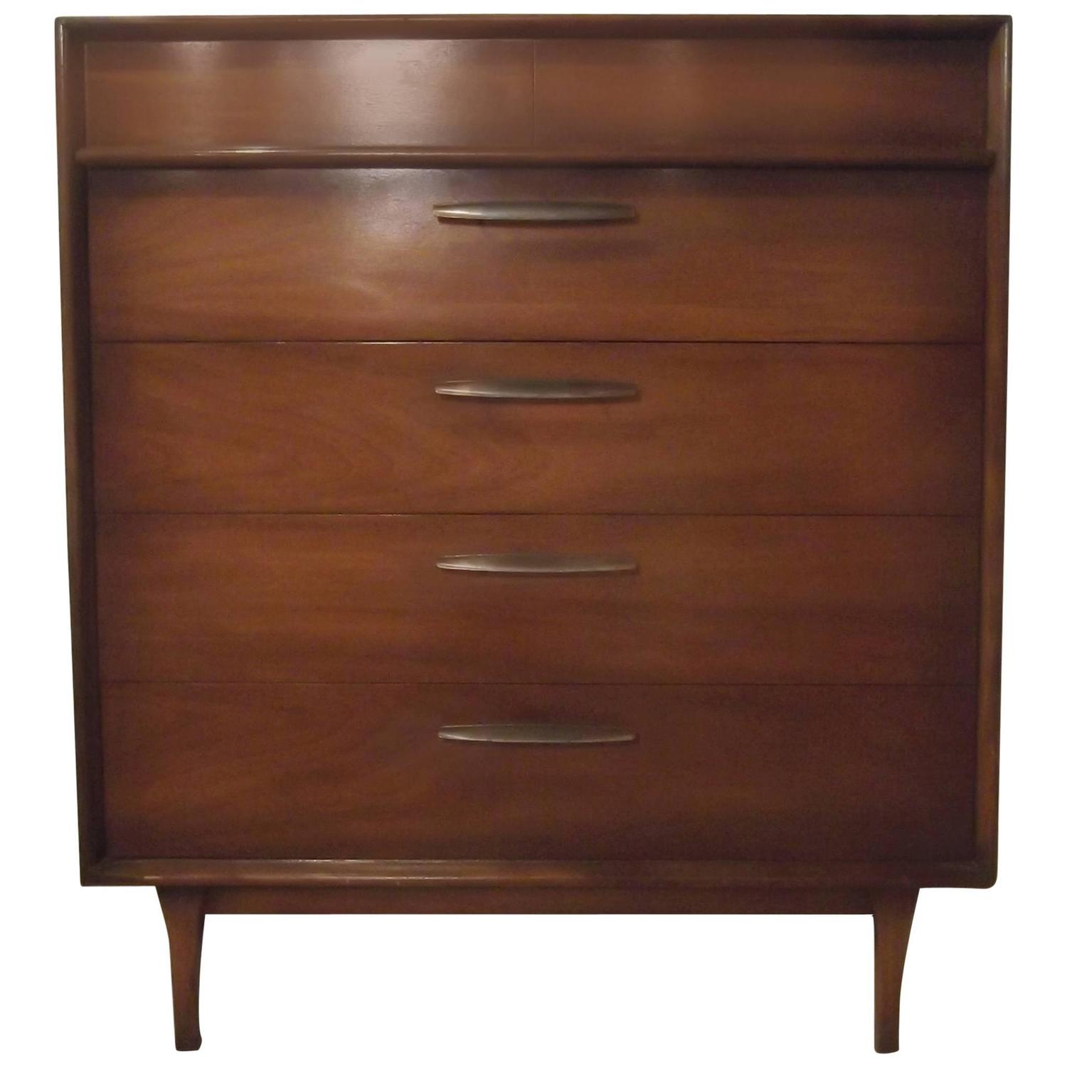 Mid Century Gentlemans Chest of Drawers at 1stdibs