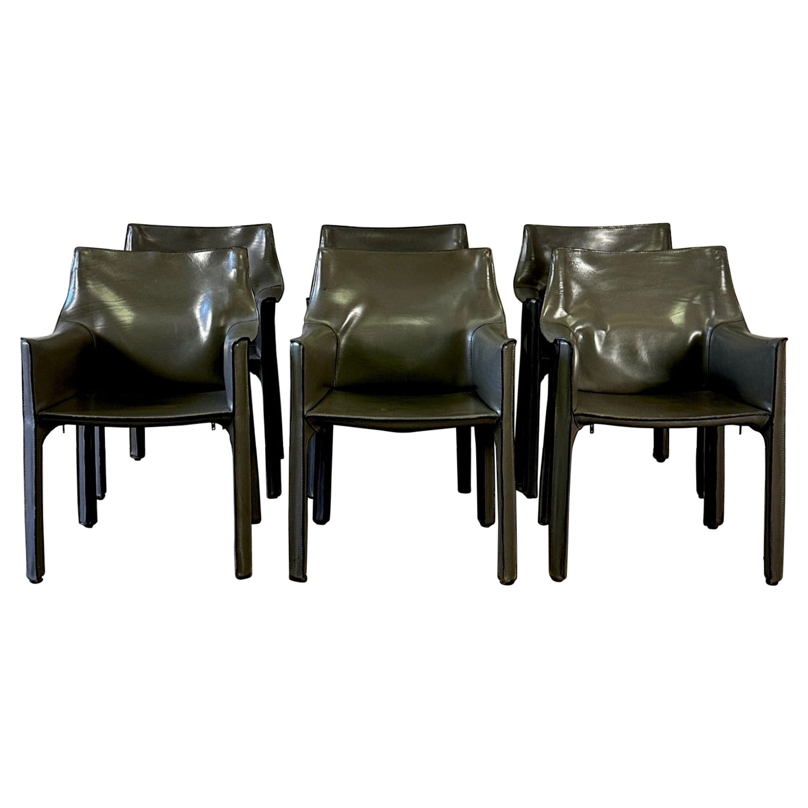 Set of Six Dining Chairs 