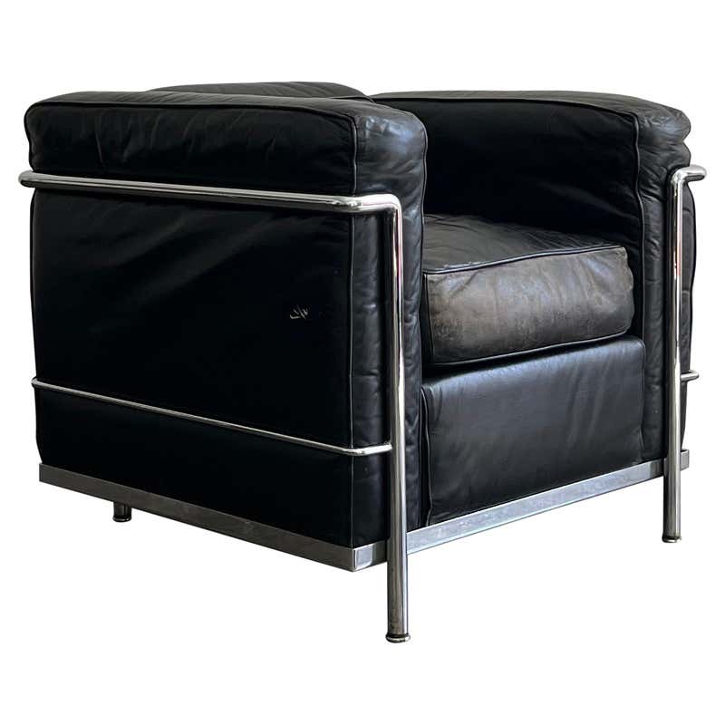 Le Corbusier Chaise Longues - 9 For Sale at 1stDibs | le corbusier ...