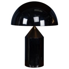 Grande lampada da tavolo "Atollo" del XX secolo di Vico Magistretti per Oluce, Italia