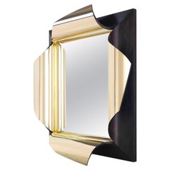 Miroir SALVADOR en laiton poli et chêne fumé de Jake Phipps