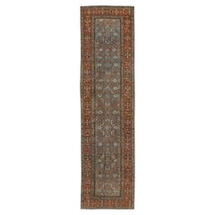 Tapis de couloir Malayer bleu ancien fait à la main avec motif sur toute la surface