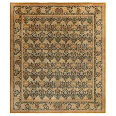 William Morris machine made English carpet Circa 1920