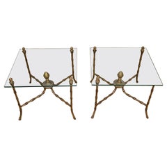 Paar Hollywood Regency Faux Bamboo Maison Bagues Stil Cocktail End Tables