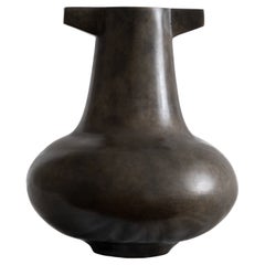 BULB CRYPT VASE by Alexander Carey-Morgan