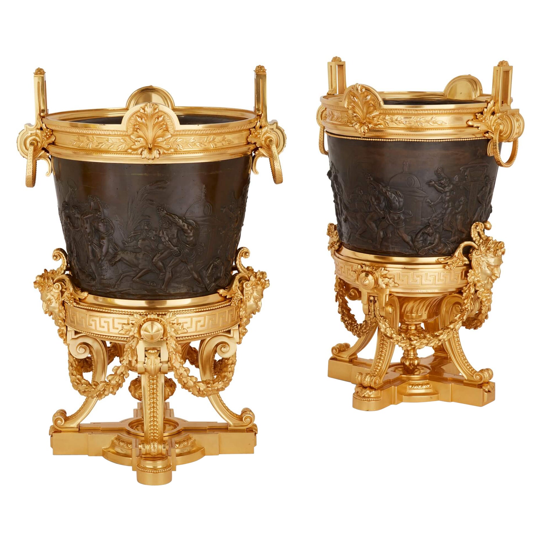 Pareja de Jardineras antiguas de bronce dorado y patinado de Barbedienne en venta