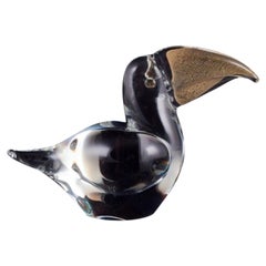 Murano, Italy. Small art glass sculpture of a toucan in clear glass.