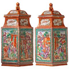 Beautiful Jiaqing Period Pair of Rhomboid Porcelain Vases with Cover