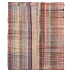Magnifique petit tapis persan Kilim vintage 6'2" x 7'7"