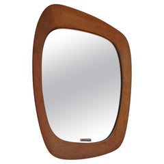 Specchio scandinavo con cornice in teak Model 402 di Östen Kristiannson