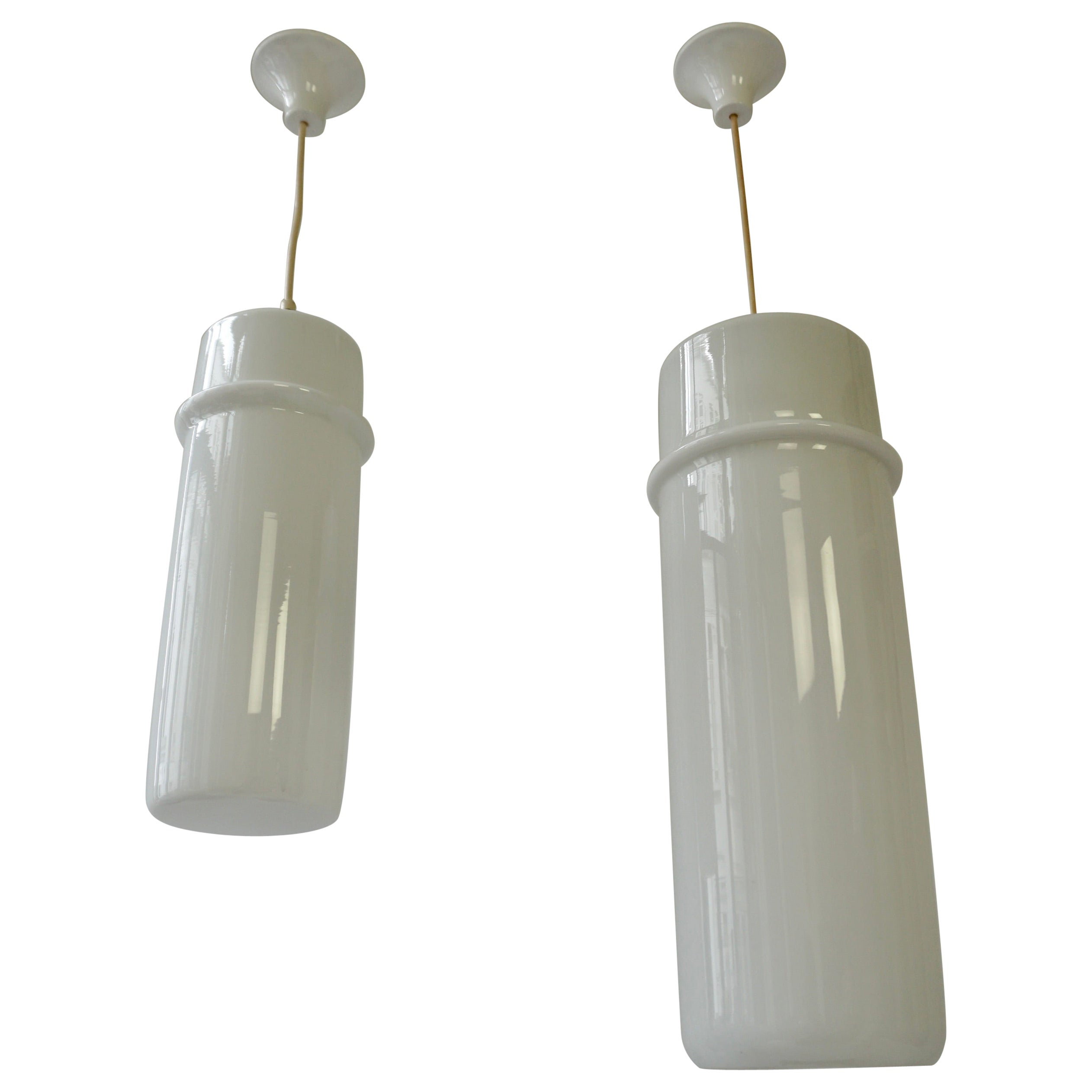 Two Stilnovo Pendant Lamps in Murano Glass and Brass, Italy, 1960s. For Sale