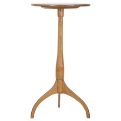Eleganter Mid Century Pedestal Beistelltisch in Eiche Light