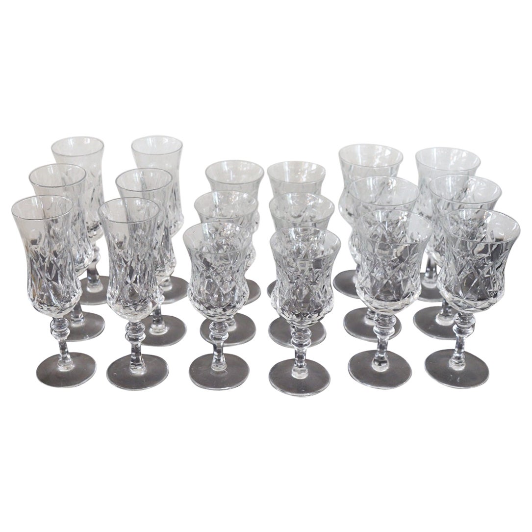 Set of 18 Crystal Glasses with Refined Decoration