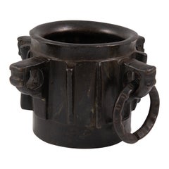 Antique Gothic mortar. Bronze. Spanish school, 15th century.  