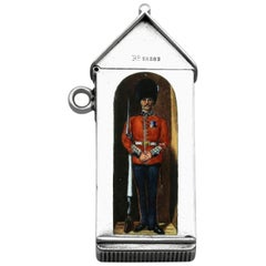 Estuche victoriano de plata de ley y esmalte de Vesta Centinela