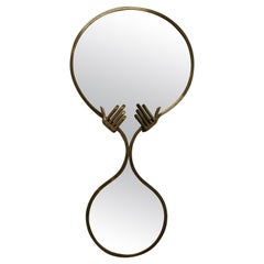 Grande specchio da parete di design One Off del Mid Century, stravagante e di grande effetto   Una cornice a figura di 8