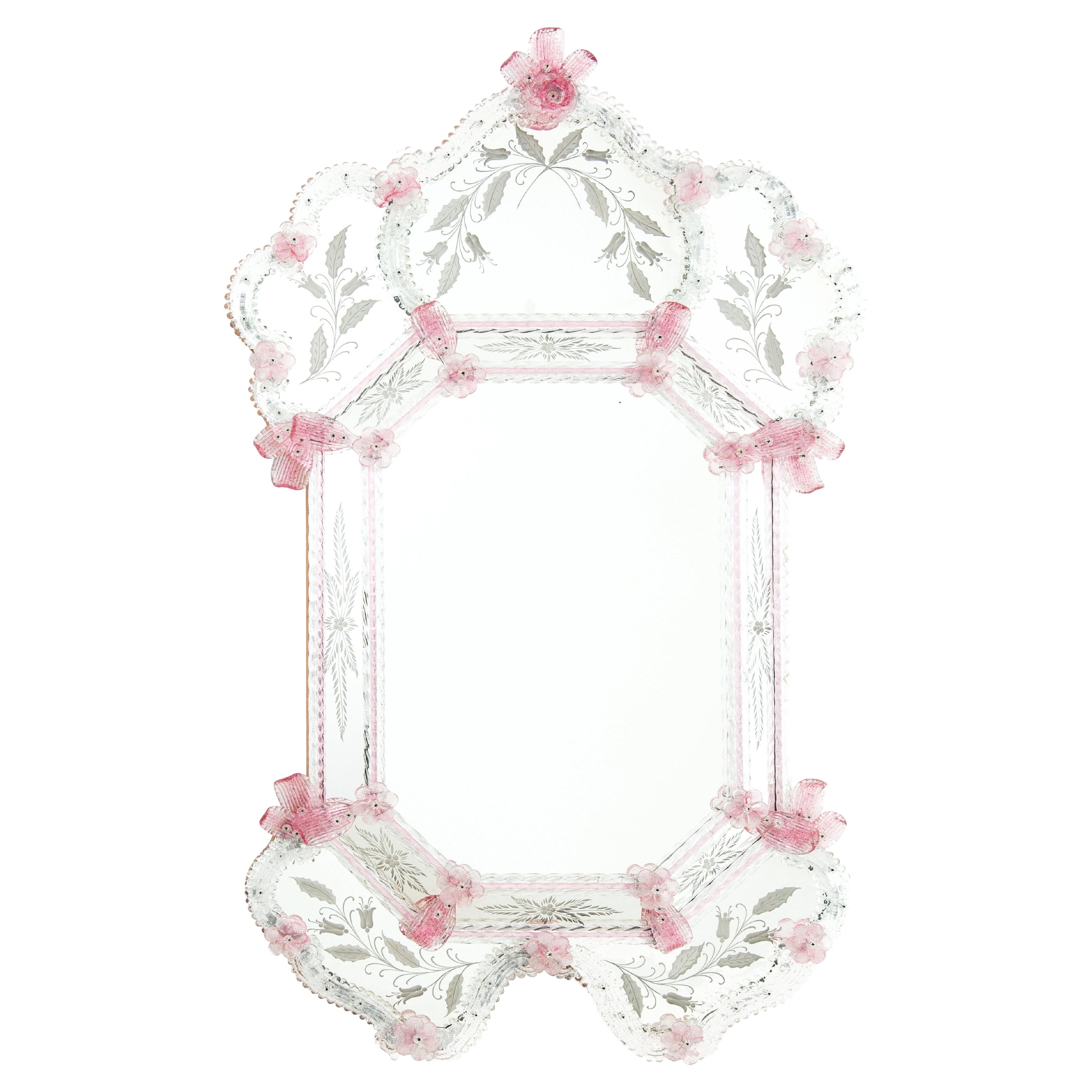 Miroir rose en verre de Murano. - TBCD