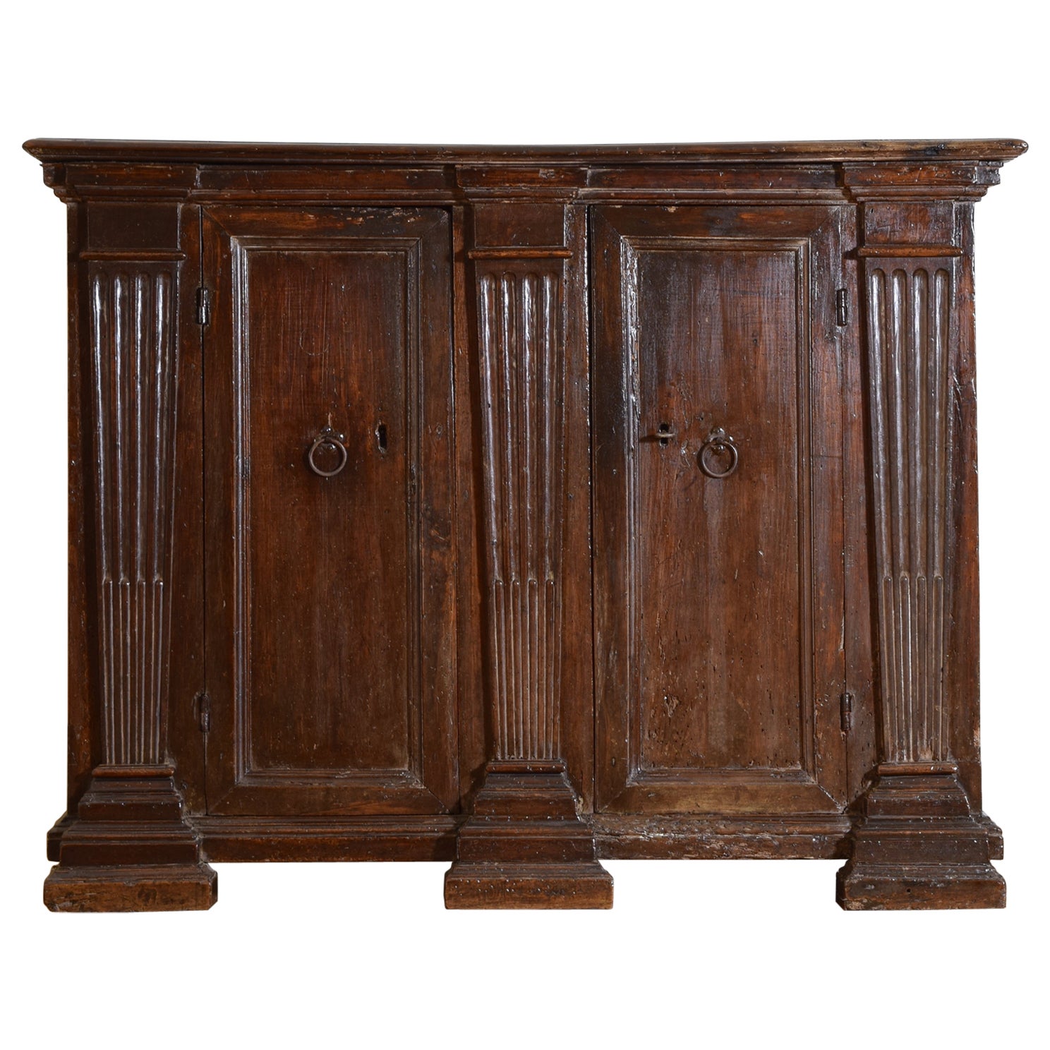 Italian, Umbria, Late Renaissance Carved Walnut Credenza, end of 16th century