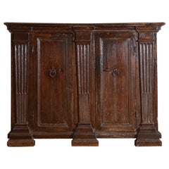 Italian, Umbria, Late Renaissance Carved Walnut Credenza, end of 16th century