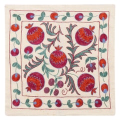 19 "x19" Coussin carré en soie brodée, Sham ouzbek, Suzani Toss Pillow
