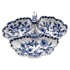 Cebolla azul de Meissen del siglo XIX,  Plato de concha de tres secciones con asa